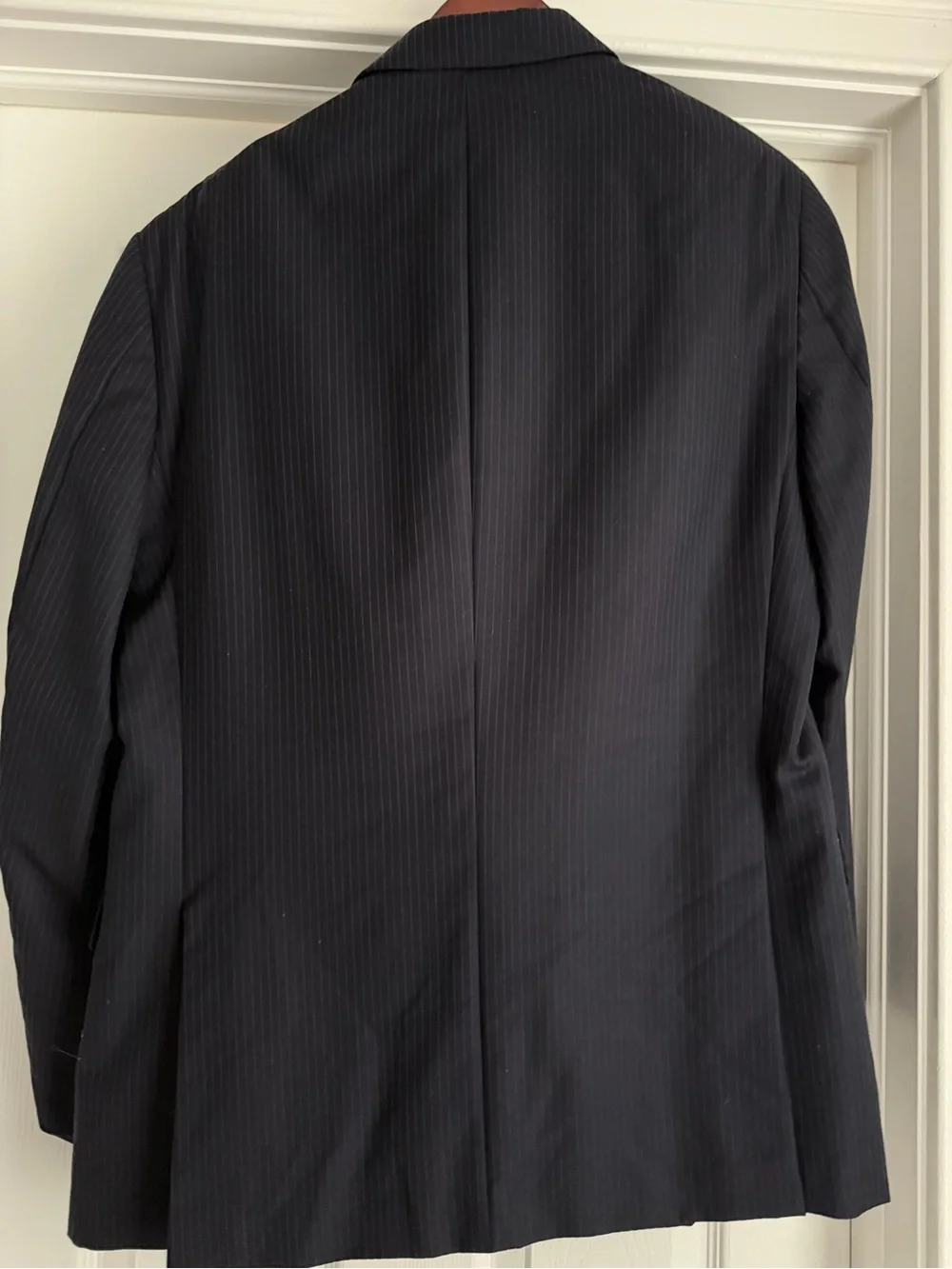 Tommy Hilfiger 100% Wool Navy Pinstripe Suit 42R 34x30 Men’s Two Piece